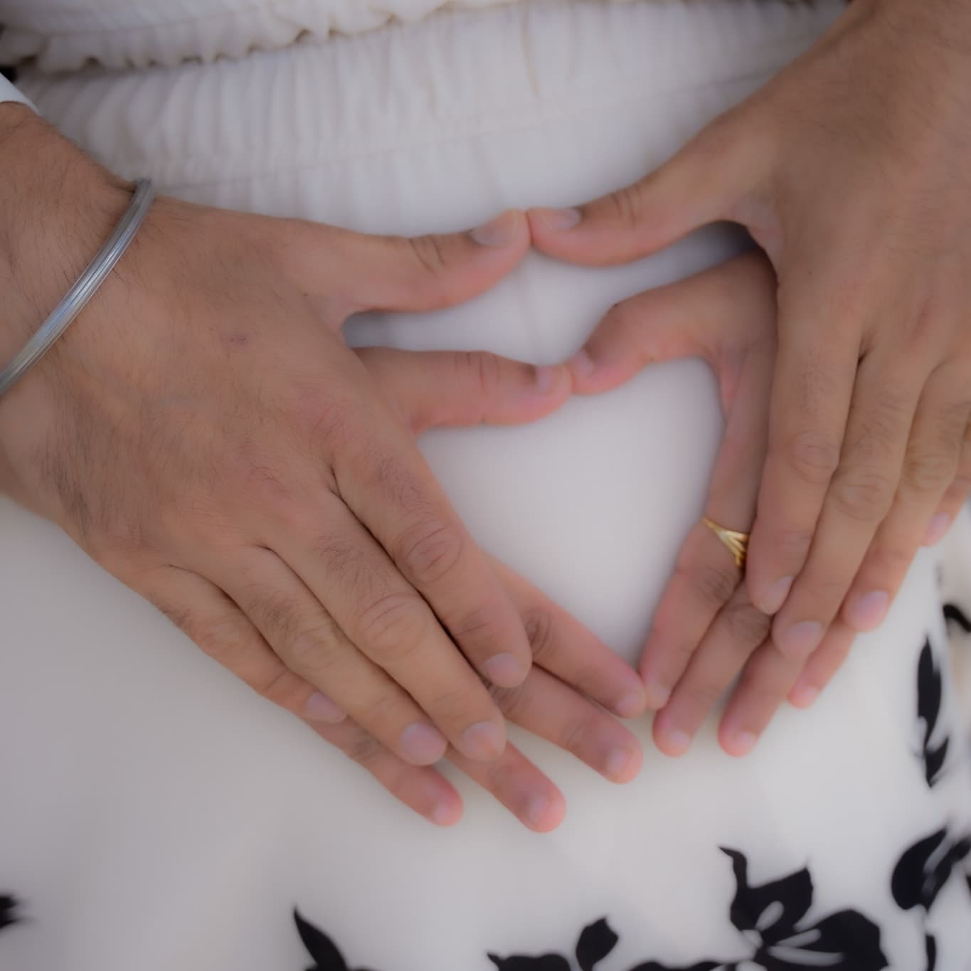 Maternity portrait in Montreal