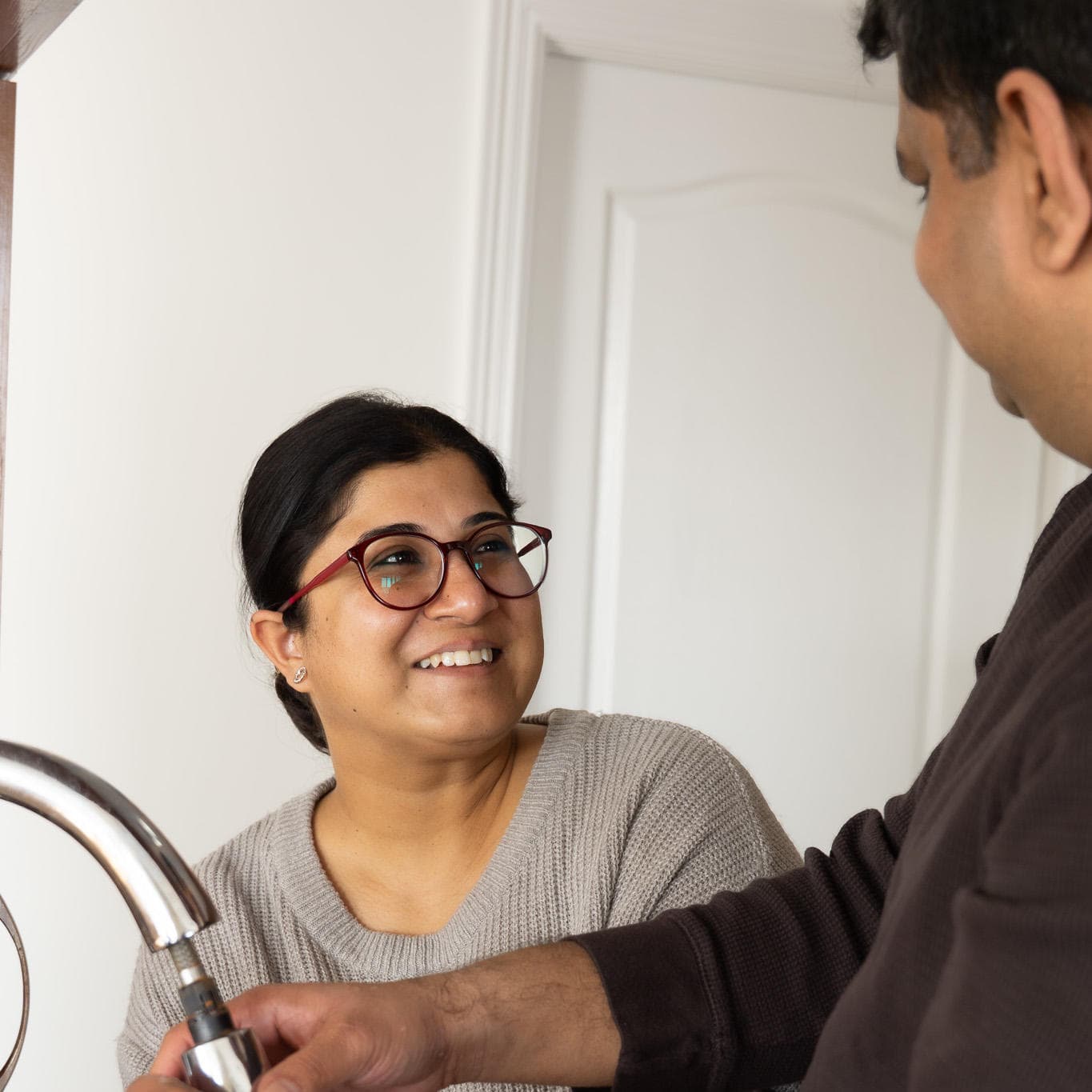 Lifestyle Couple photoshoot at-home in Laval