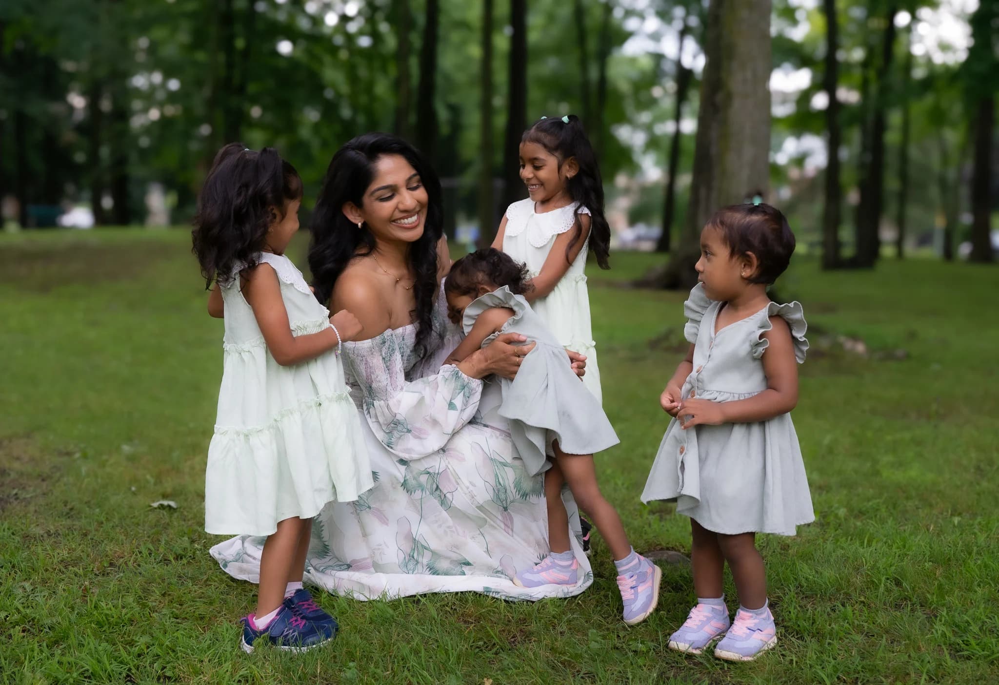 Outdoor Family Photographer in St-therese